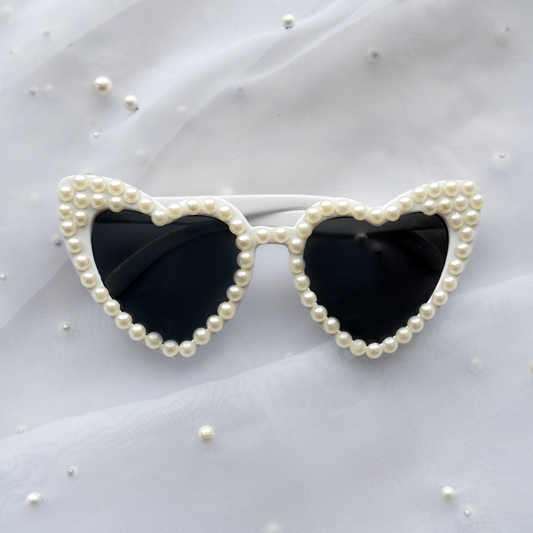 Pearl White Heart Glasses